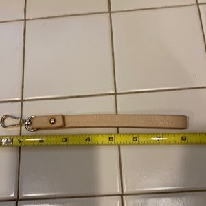 8” handle light pink gold in good condition